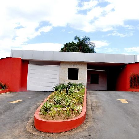 Motel Passport Guaratinguetá Exterior foto